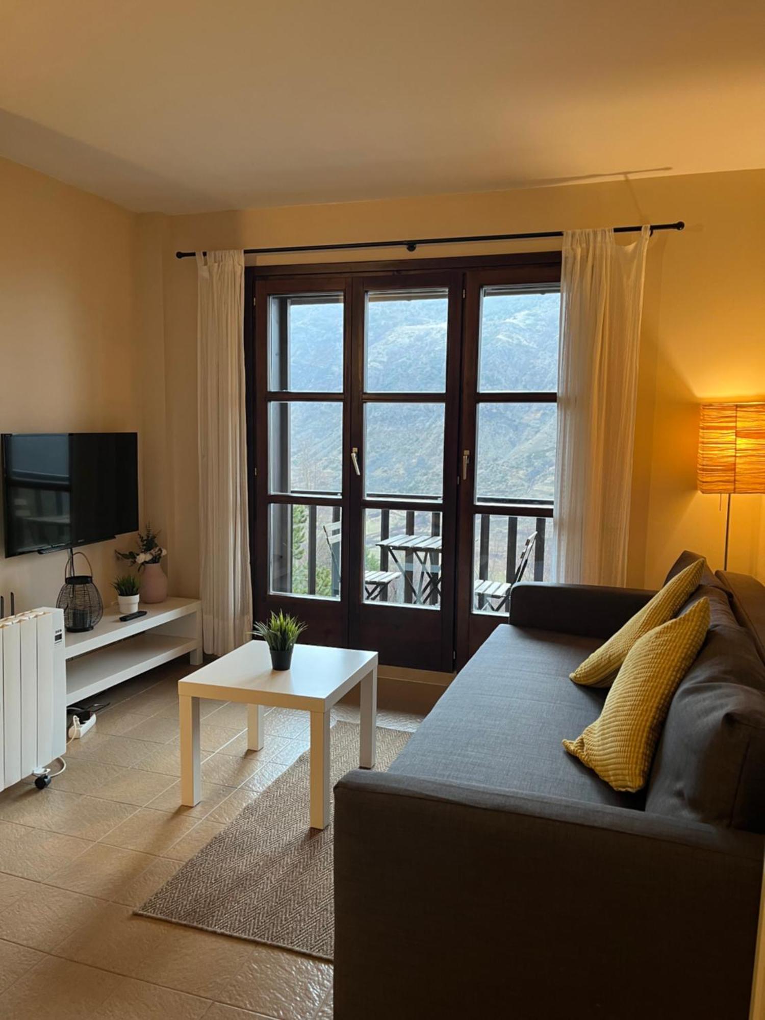 Roxy House - Apartamento A Pie De Pistas De Espot Ngoại thất bức ảnh